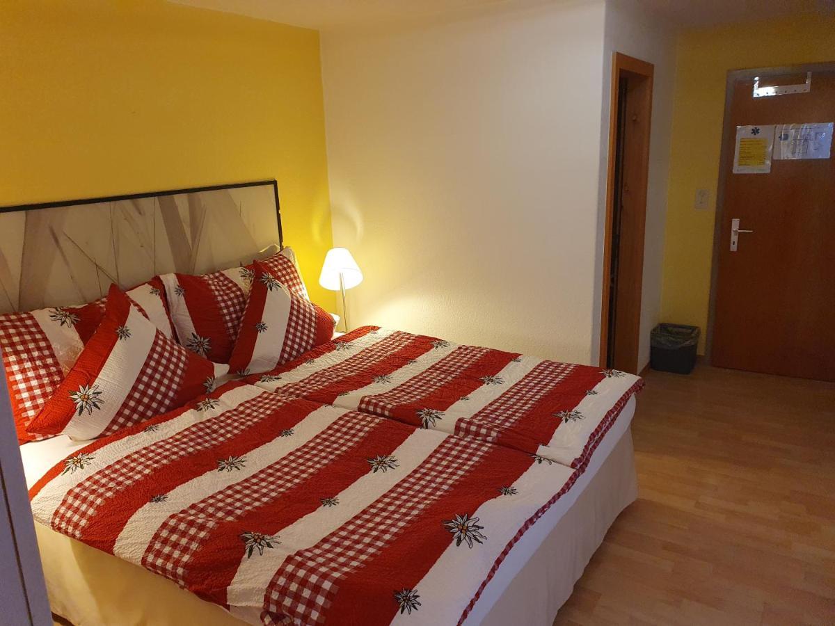 Hotel Rhoneblick Guttet-Feschel Ngoại thất bức ảnh