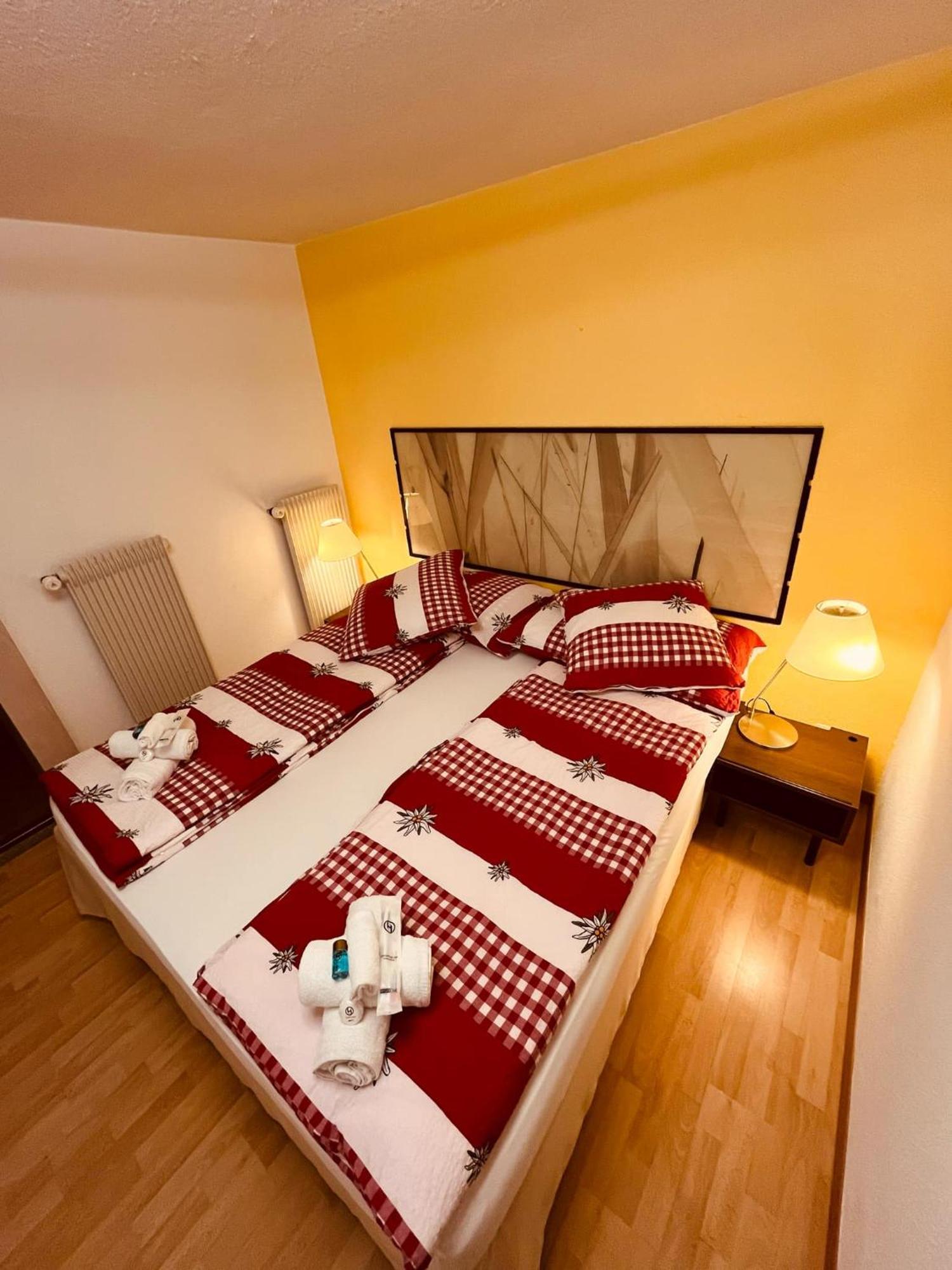 Hotel Rhoneblick Guttet-Feschel Ngoại thất bức ảnh